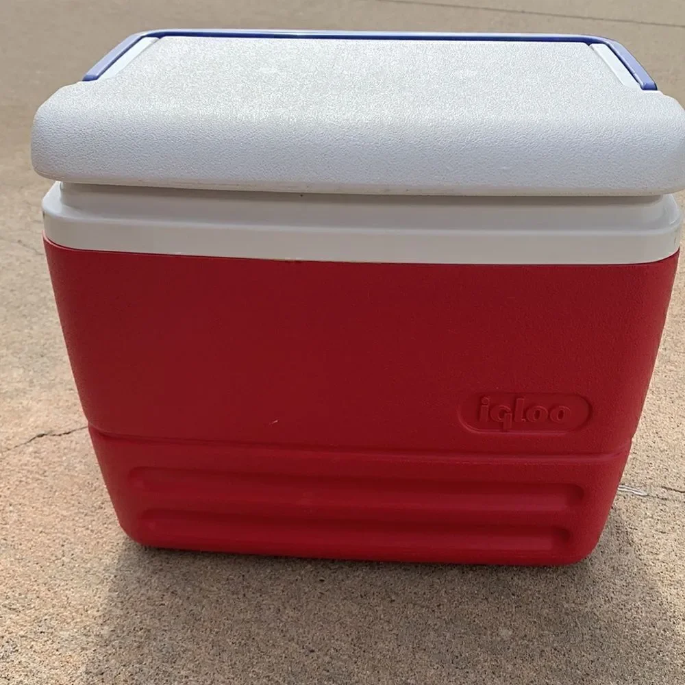 ‎Igloo vintage 6 Pack Cooler Retro Lunchbox Red White